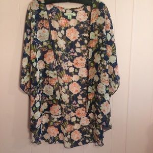 Floral Adam Levine Kimono L